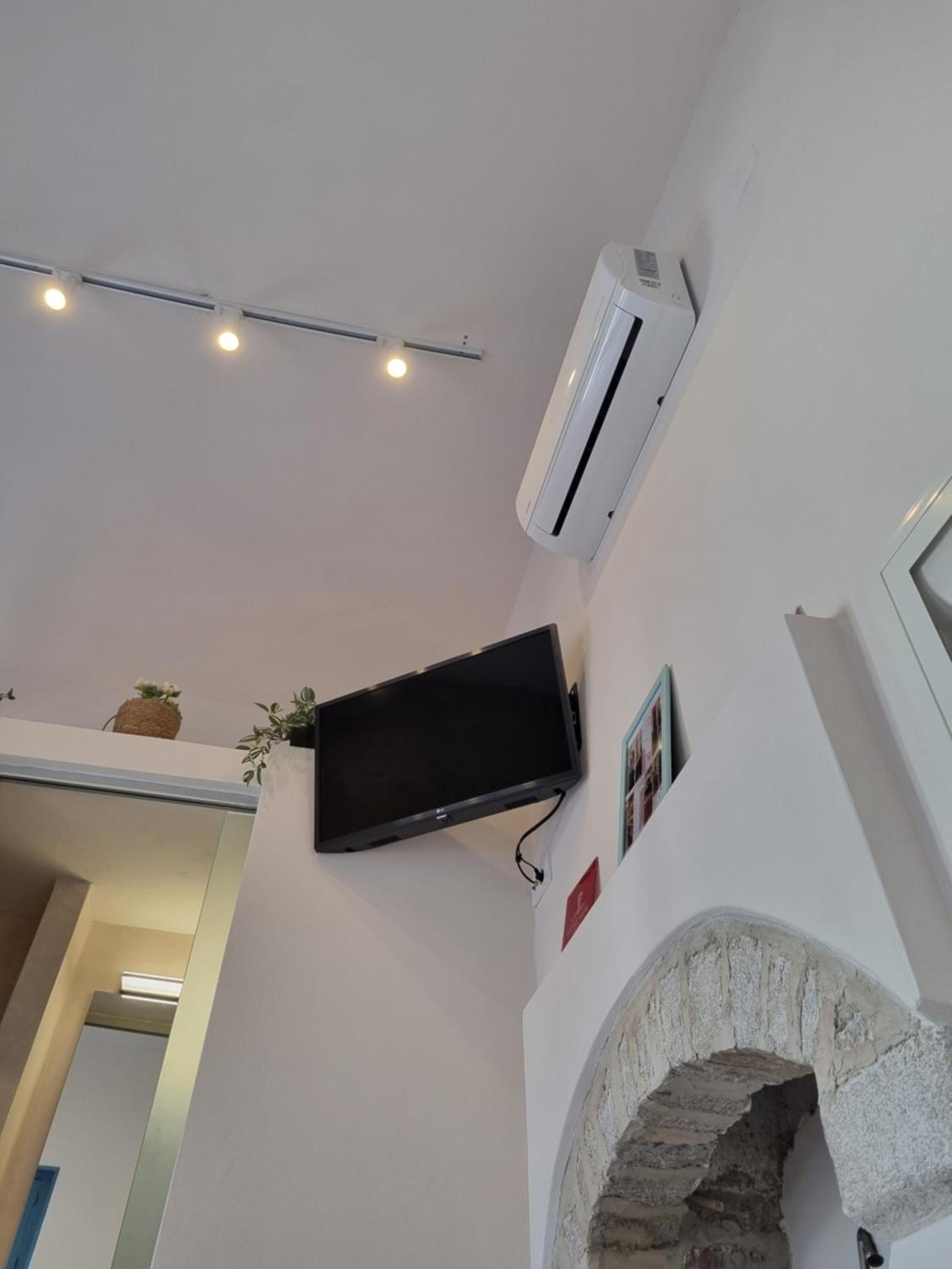 Little Gem Symi Boutique Studio Luaran gambar